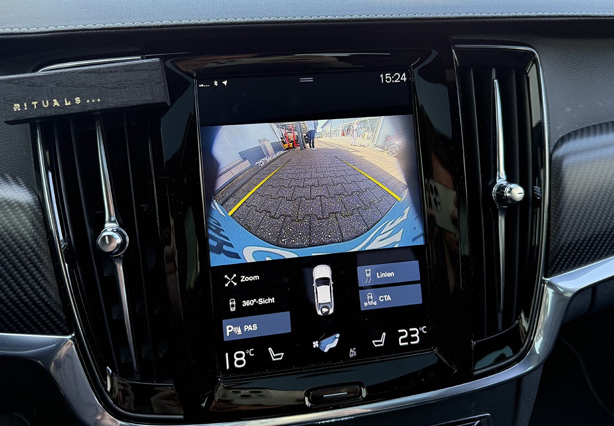 Volvo S90 T6 AWD R Design.360-RFK Bower & Wilkings