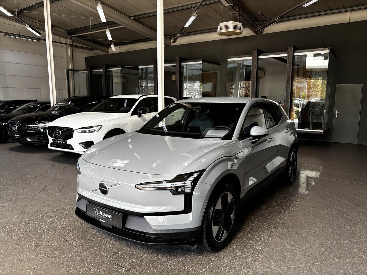 Volvo EX30 Extended Range 2WD Core LED ACC R.Cam 