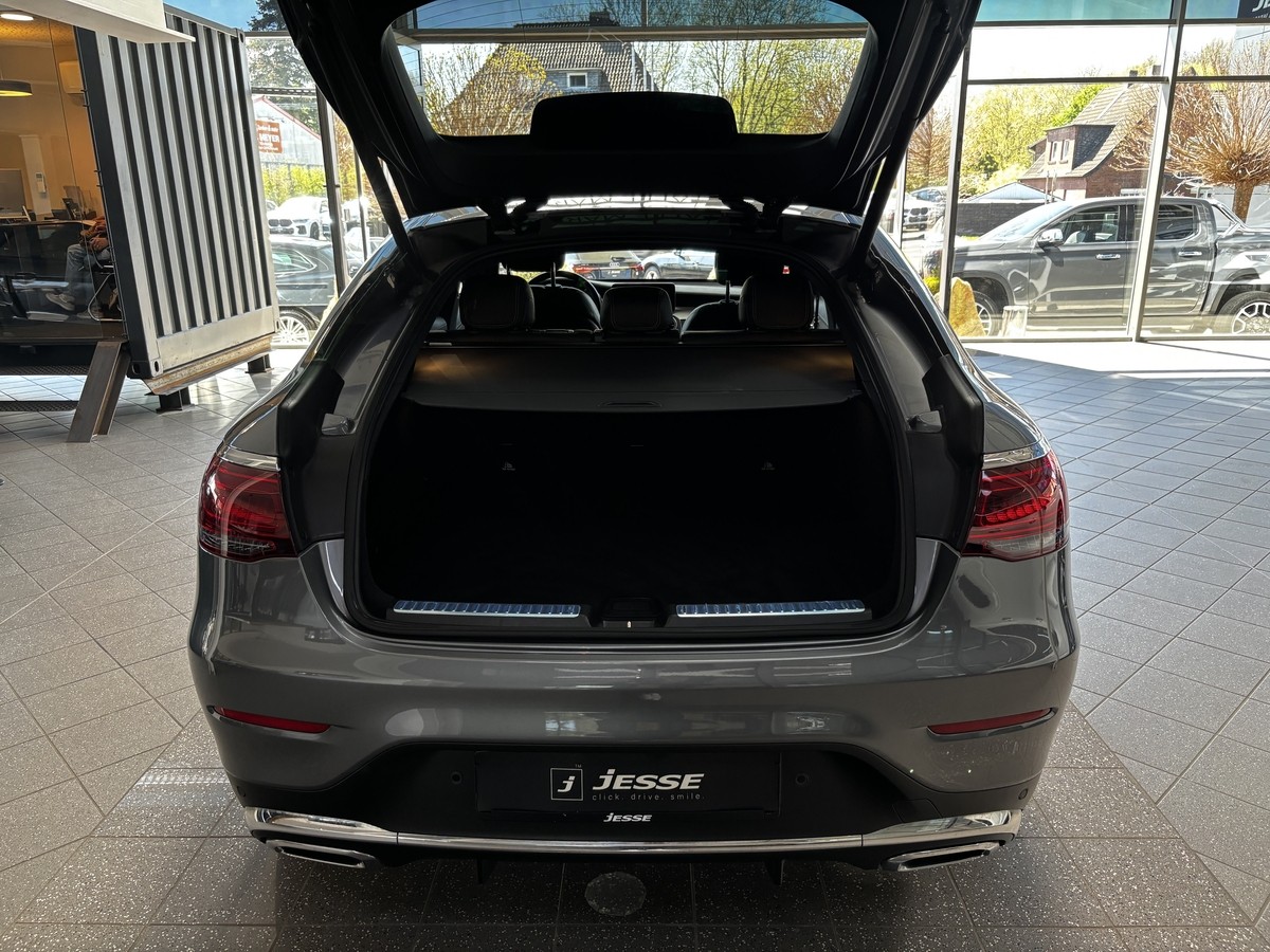 Mercedes-Benz GLC 300 d Coupé AMG 4M LED HUD Pano Distr+ Burmester 