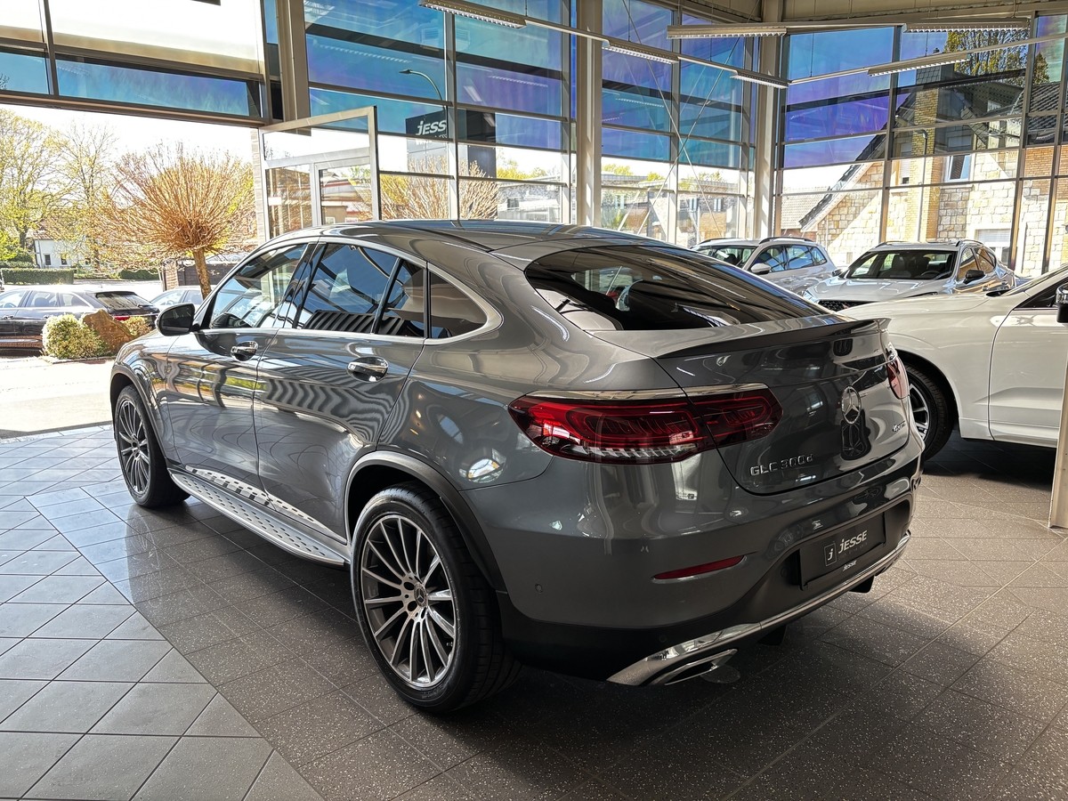 Mercedes-Benz GLC 300 d Coupé AMG 4M LED HUD Pano Distr+ Burmester 