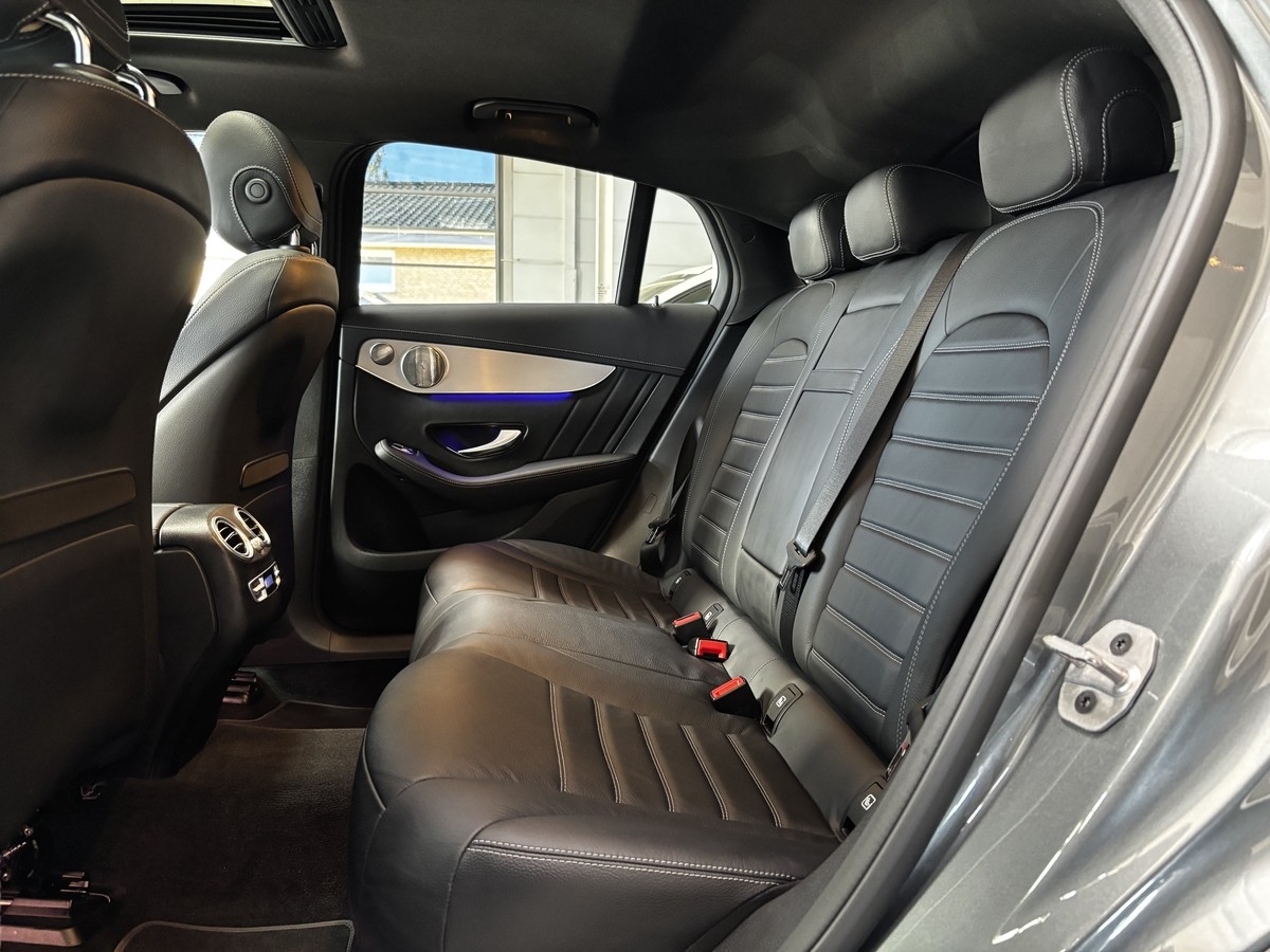 Mercedes-Benz GLC 300 d Coupé AMG 4M LED HUD Pano Distr+ Burmester 