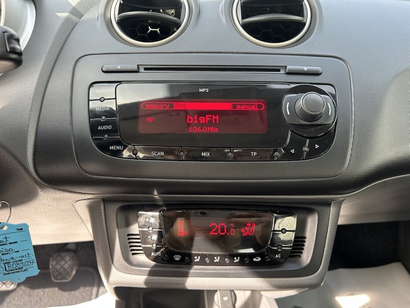 Seat Ibiza 1.6 TDI CR STYLE KLIMAAUTOM*RCD*TEMPOMAT*ALU