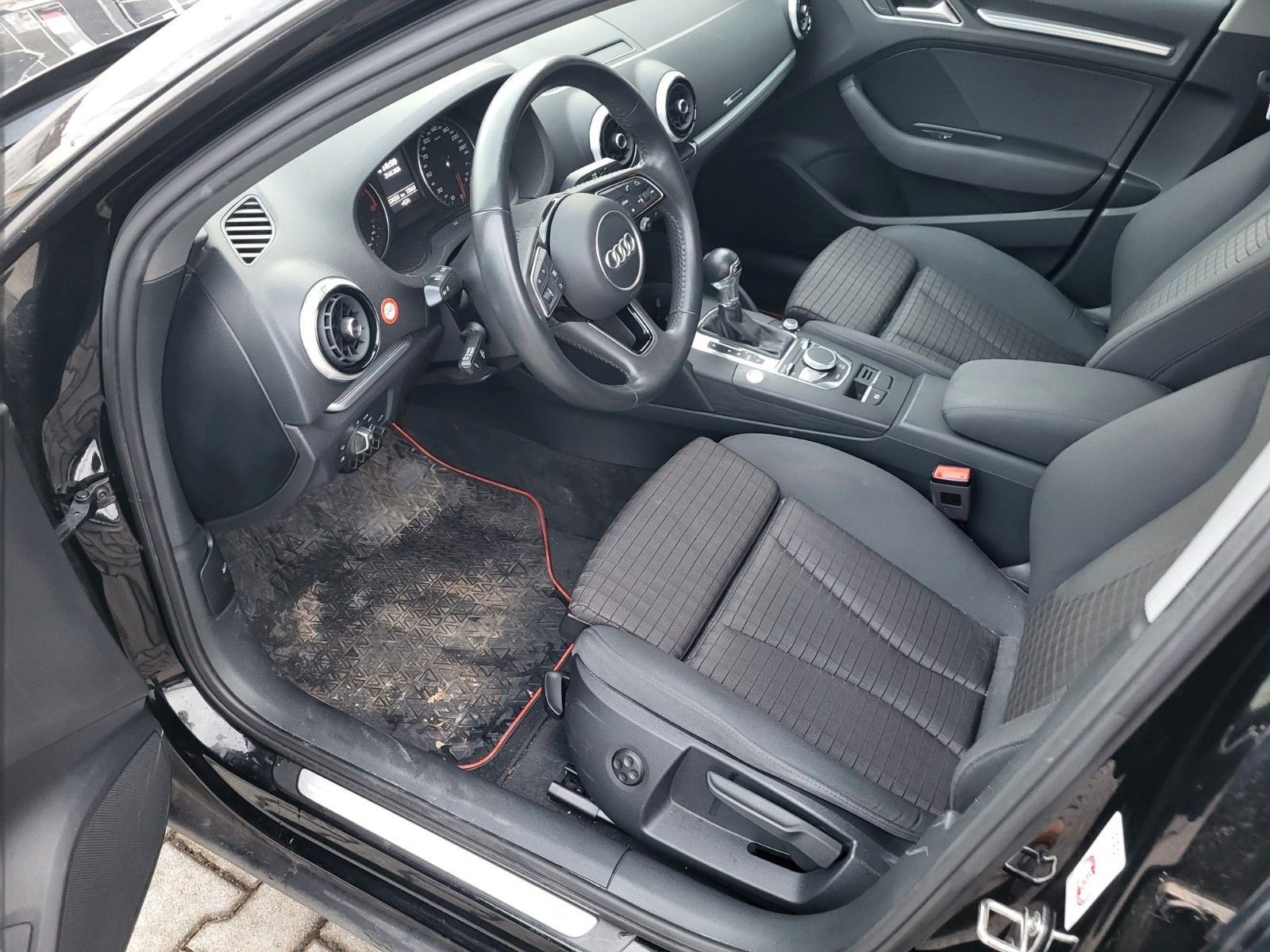Audi A3 Sportback 35 TFSI sport*LED*Navi*SHZ*Temp*