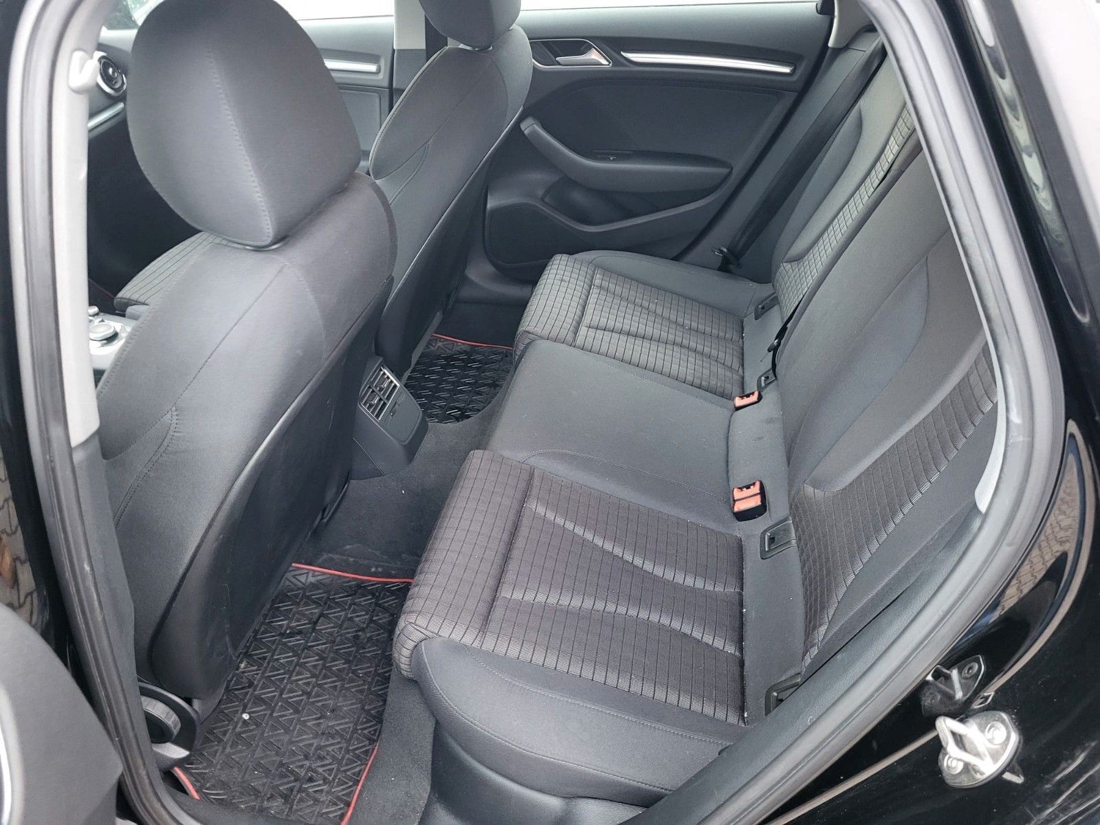 Audi A3 Sportback 35 TFSI sport*LED*Navi*SHZ*Temp*