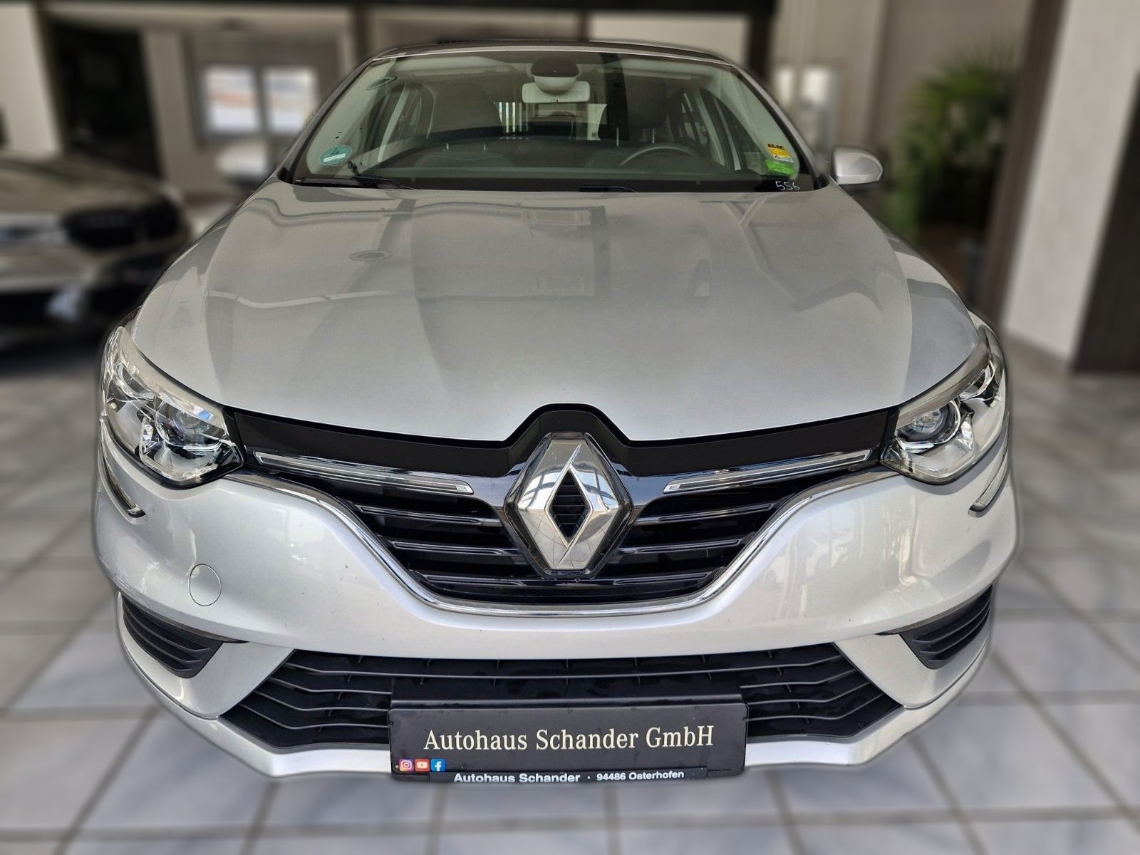 Renault Megane IV Lim. 5-trg. Play*Navi*SHZ*PDC*Temp*