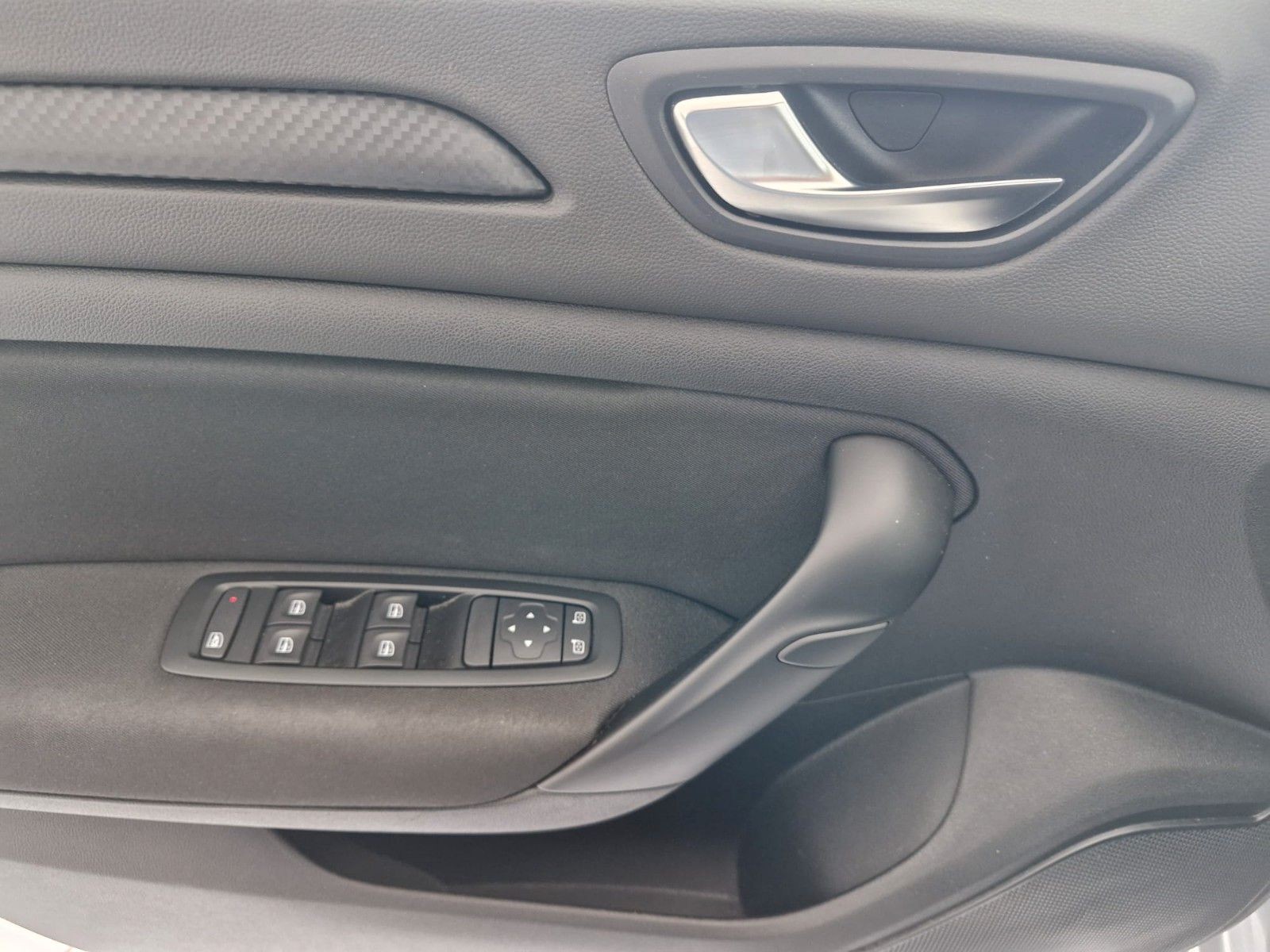 Renault Megane IV Lim. 5-trg. Play*Navi*SHZ*PDC*Temp*