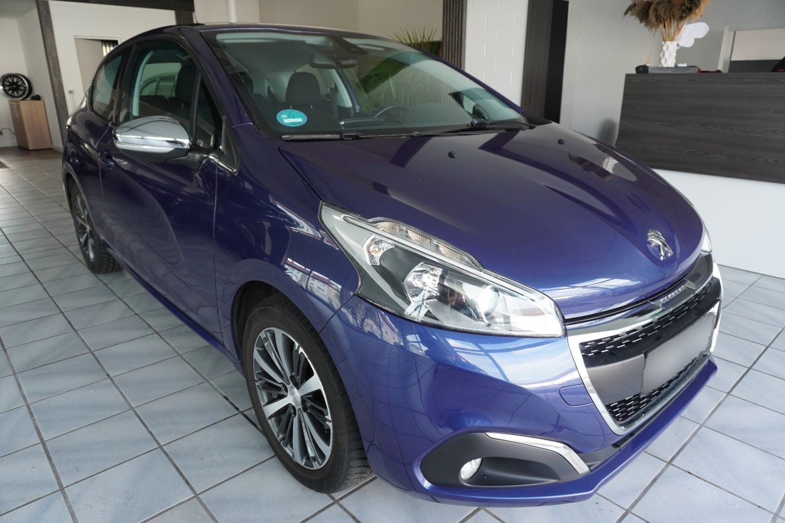 Peugeot 208 Allure*Navi*Sitzheizung*Temp*PDC*CarPlay*