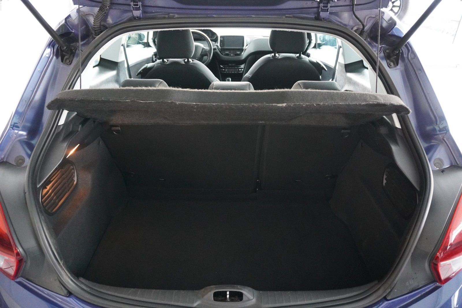 Peugeot 208 Allure*Navi*Sitzheizung*Temp*PDC*CarPlay*