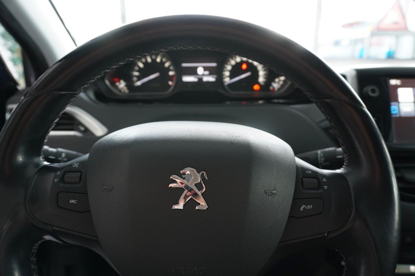 Peugeot 208 Allure*Navi*Sitzheizung*Temp*PDC*CarPlay*