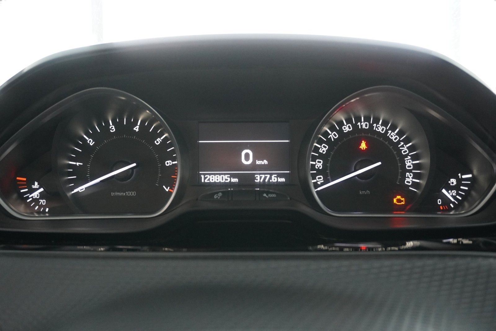 Peugeot 208 Allure*Navi*Sitzheizung*Temp*PDC*CarPlay*