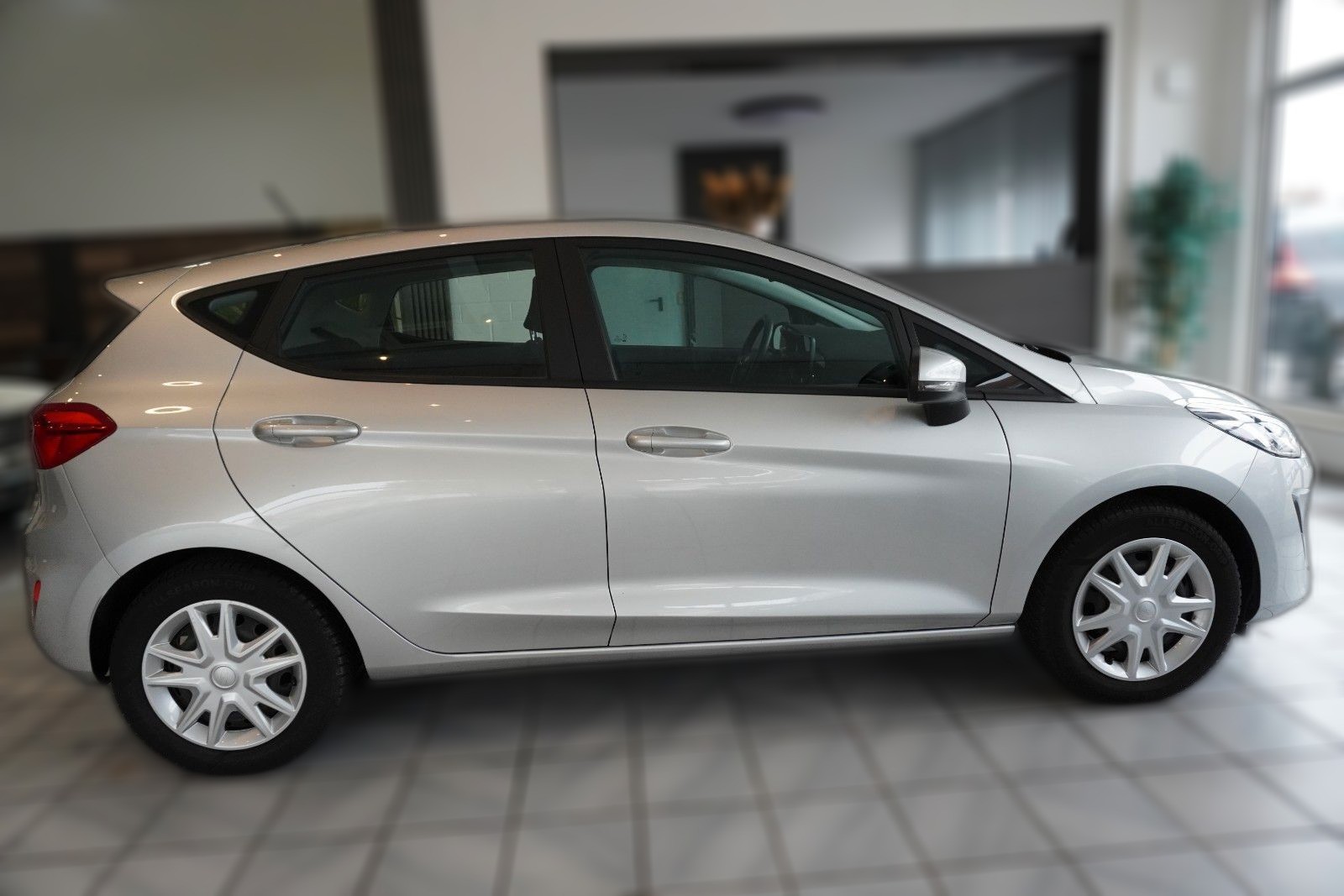 Ford Fiesta 1.1i *LED*SHZ*Temp*CarPlay*