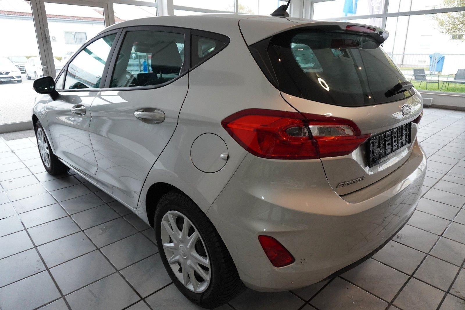 Ford Fiesta 1.1i *LED*SHZ*Temp*CarPlay*