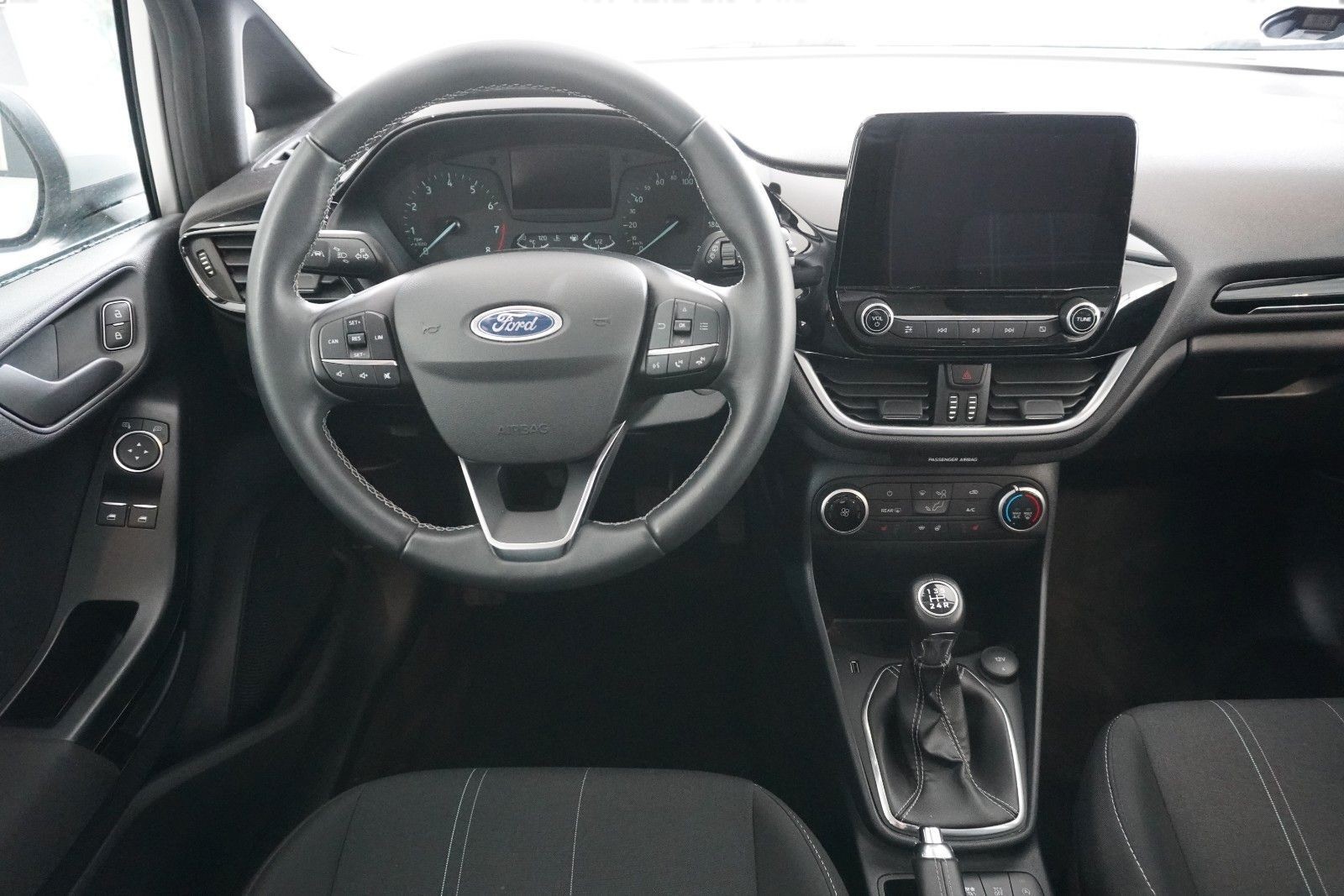 Ford Fiesta 1.1i *LED*SHZ*Temp*CarPlay*
