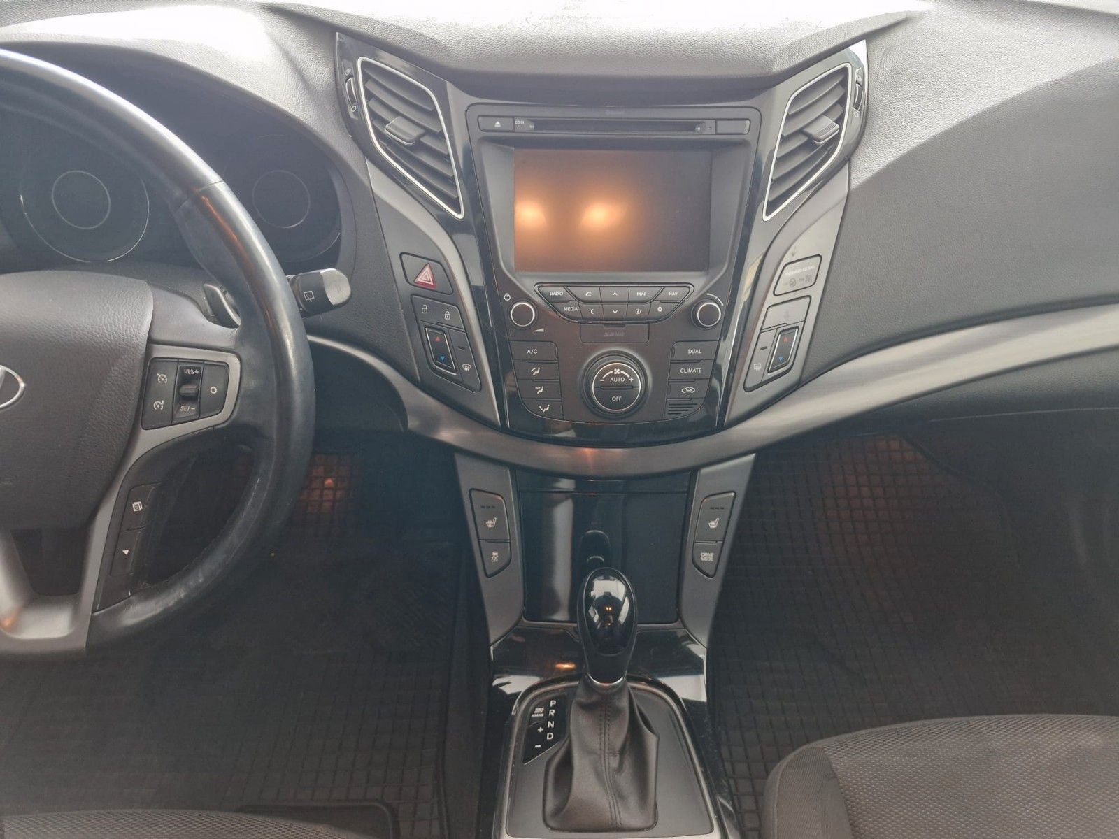 Hyundai i40 cw blue*RFK*Temp*SHZ*CarPlay*