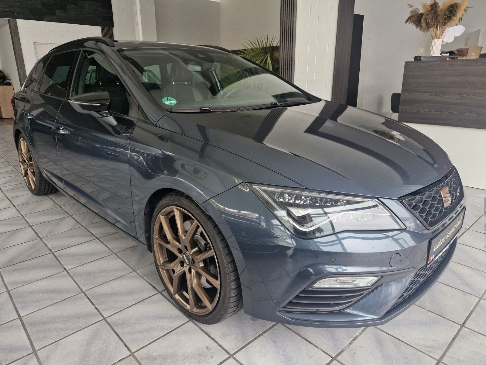 Seat Leon ST Cupra 300 4Drive*ACC*Pano*FullLink