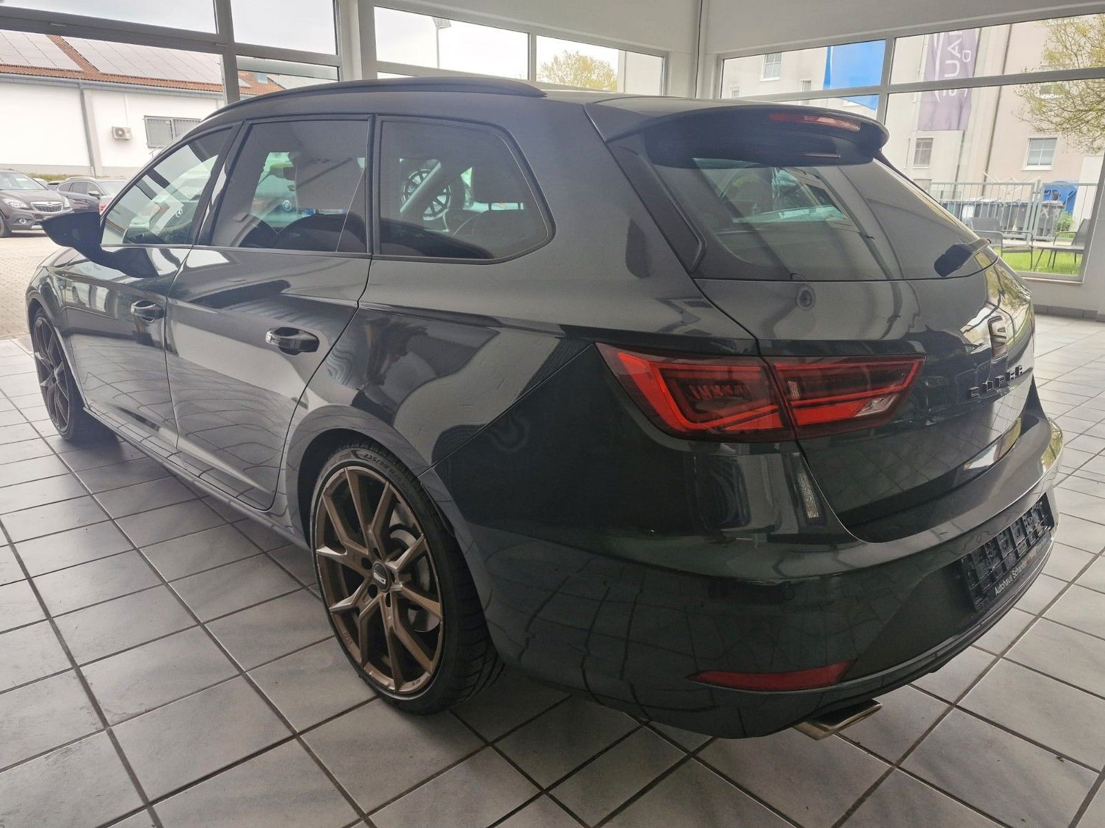 Seat Leon ST Cupra 300 4Drive*ACC*Pano*FullLink