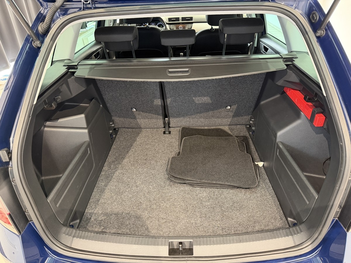 Skoda Fabia Combi 1.2 TSI ALLWETTER*SHZ*TEMPOMAT*
