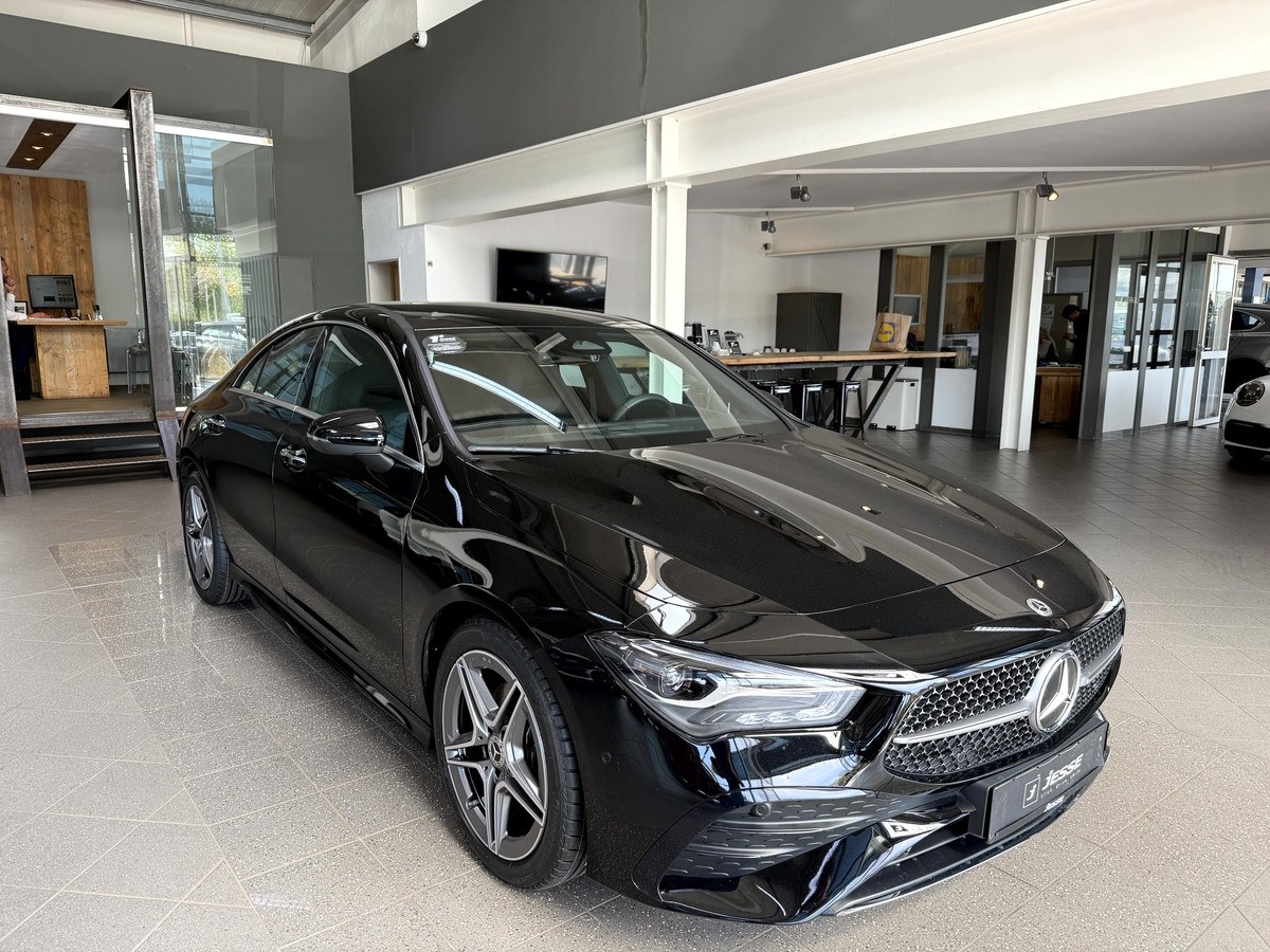 Mercedes-Benz CLA 180 AMG Line Advanced Plus LED MBUX R.Cam 