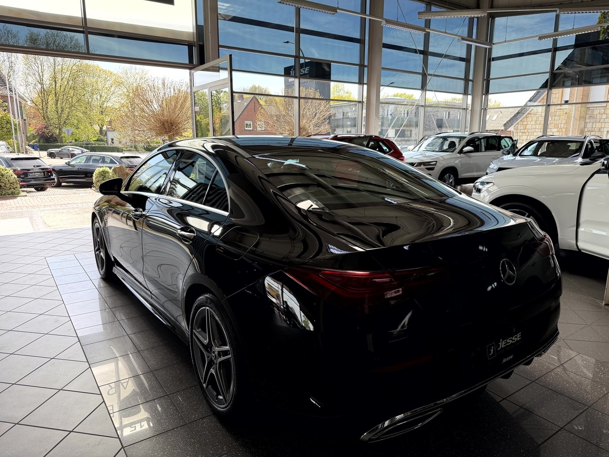 Mercedes-Benz CLA 180 AMG Line Advanced Plus LED MBUX R.Cam 