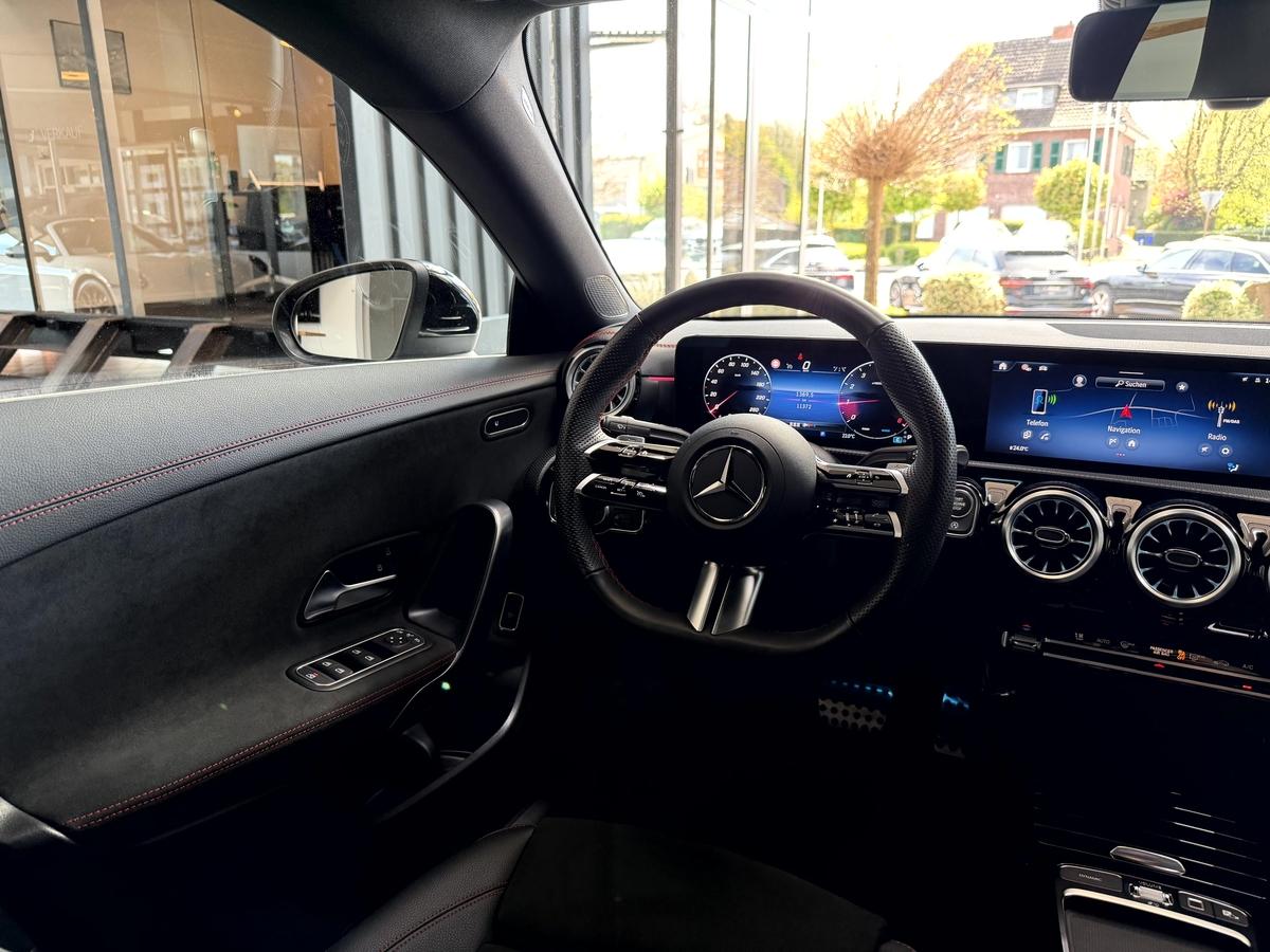 Mercedes-Benz CLA 180 AMG Line Advanced Plus LED MBUX R.Cam 