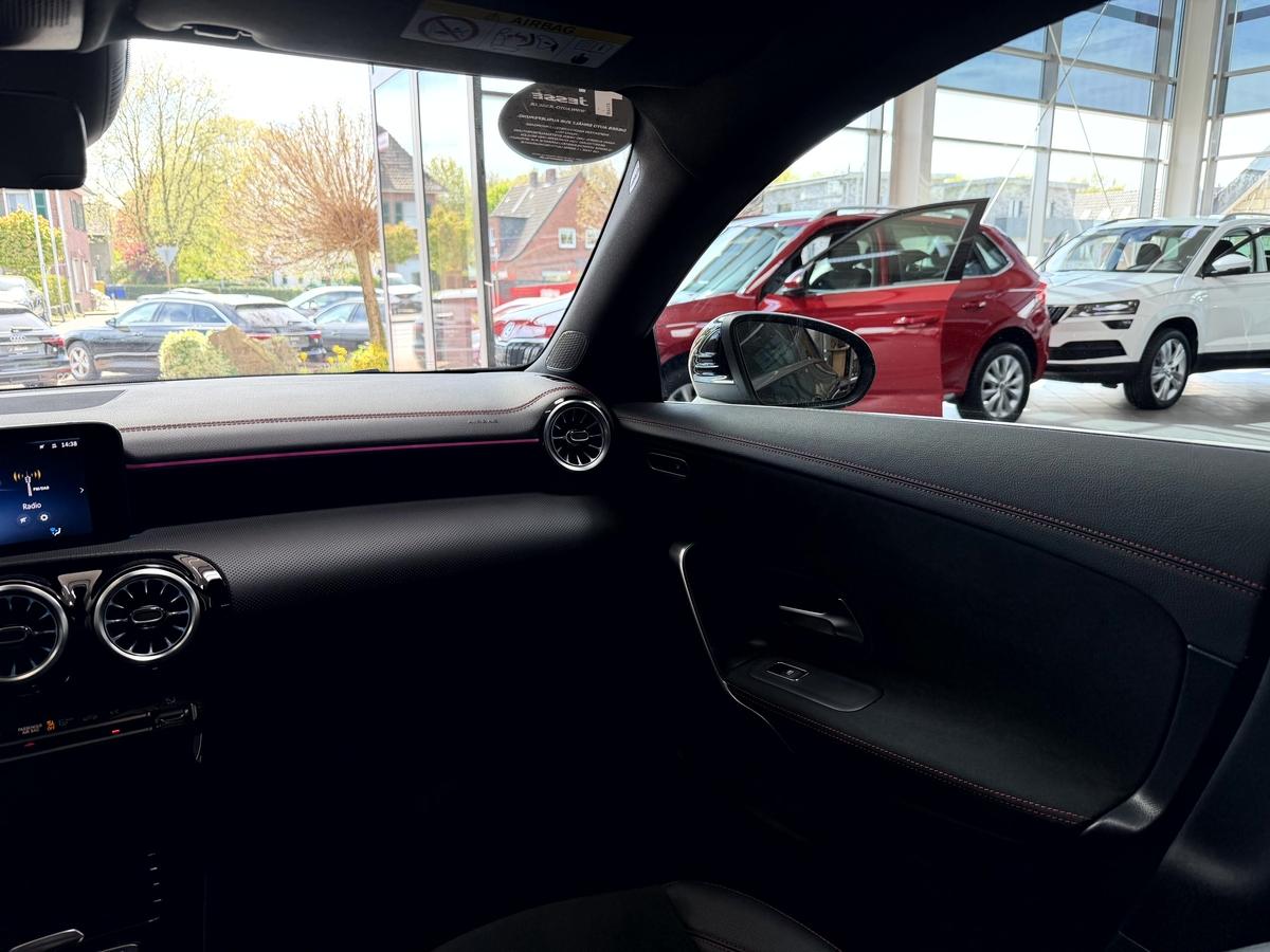 Mercedes-Benz CLA 180 AMG Line Advanced Plus LED MBUX R.Cam 