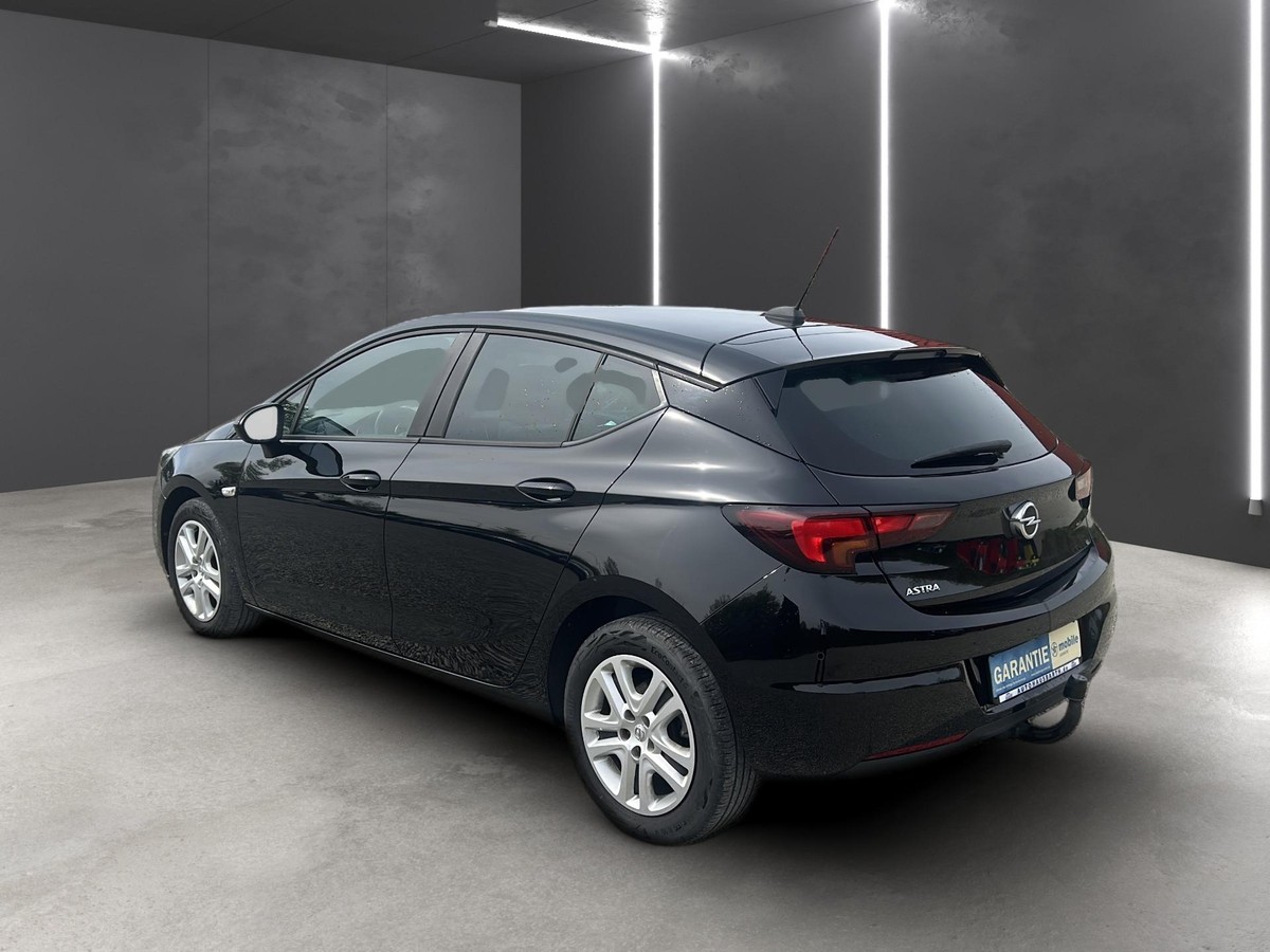 Opel Astra K 1.5 D Edition *LED*SHZ*LRH*RFK*NAVI