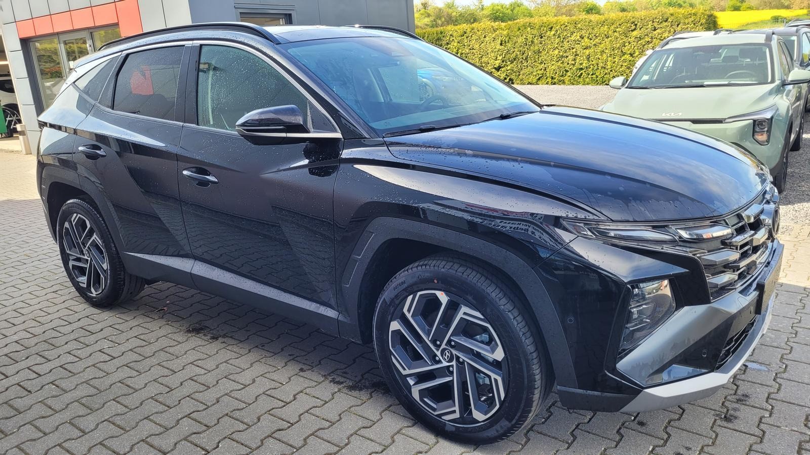 Hyundai Tucson Shine*LED*Navi*Leder*HUD*PDach*PDC*Cam*19