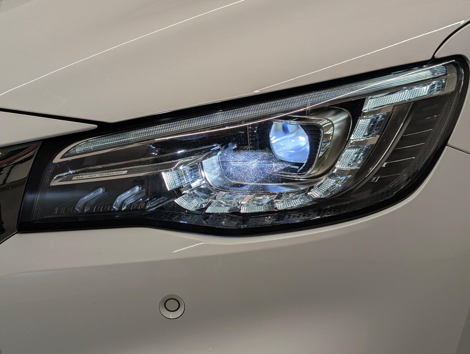 MG EHS Luxury PHEV LED/Navi/Pano/ACC/360°/el.H/18LM