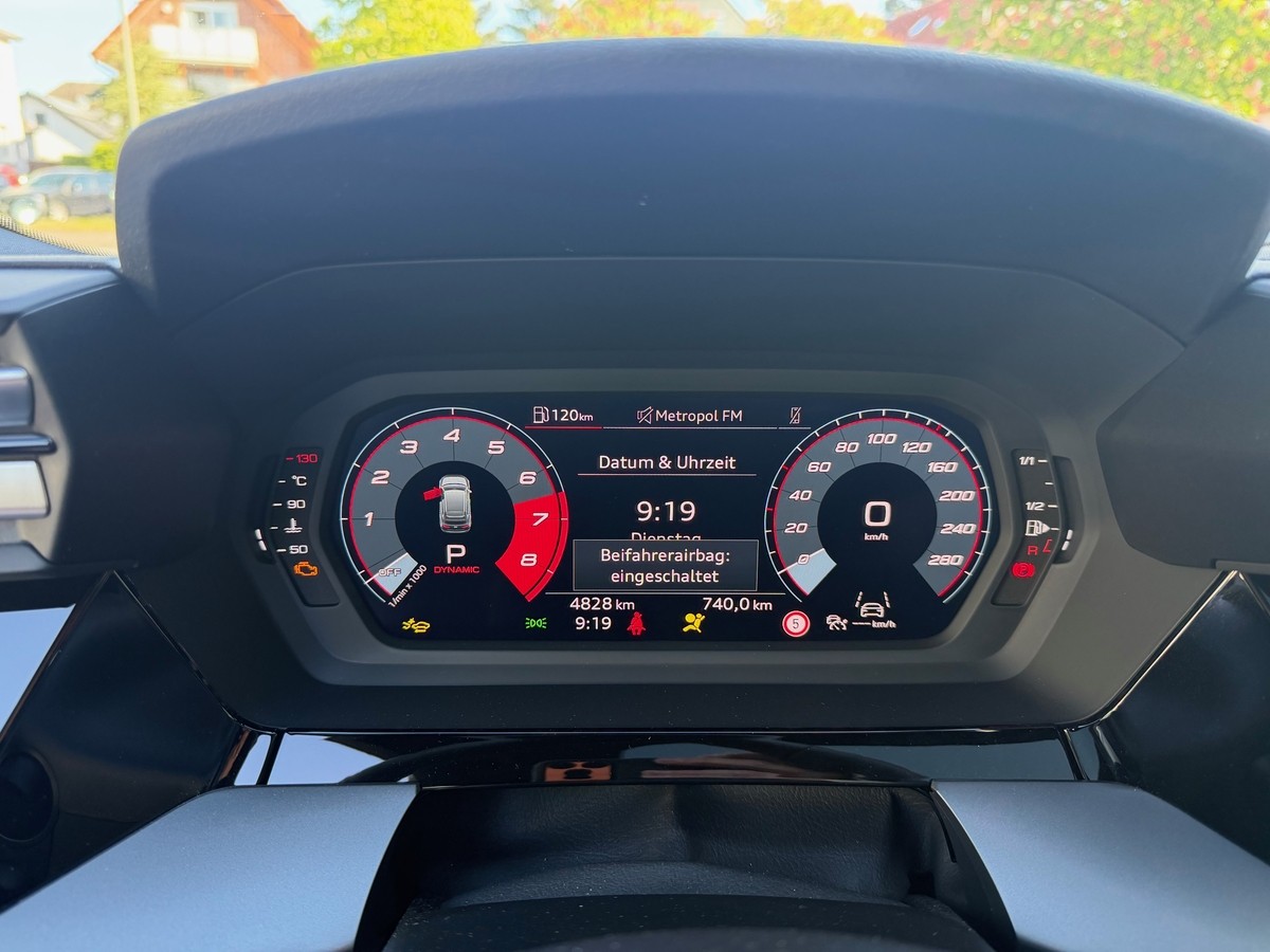 Audi A3 1.5 TFSI S-Tronic  Sportback S line /Glasdach