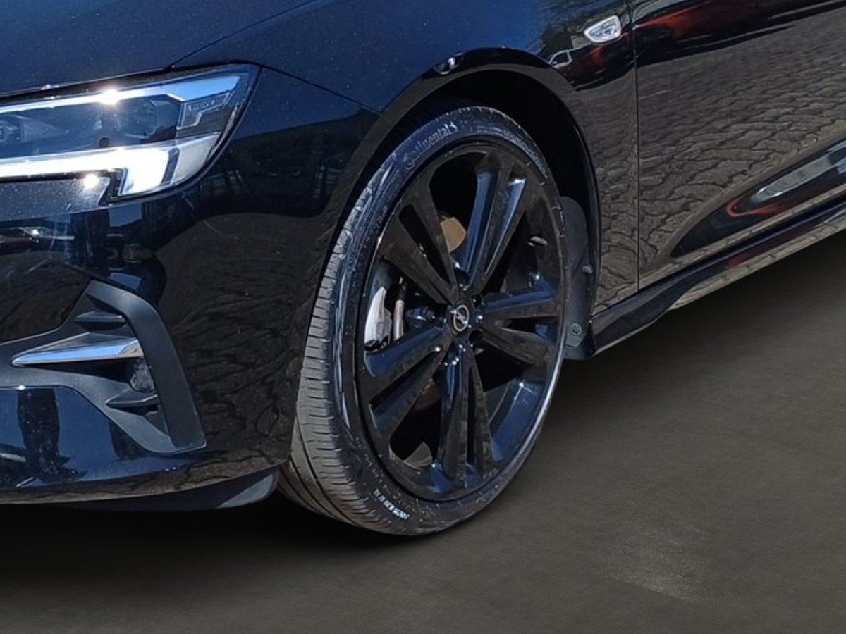 Opel Insignia 2.0 Turbo Ultimate AHK Memory Massage Kamera App