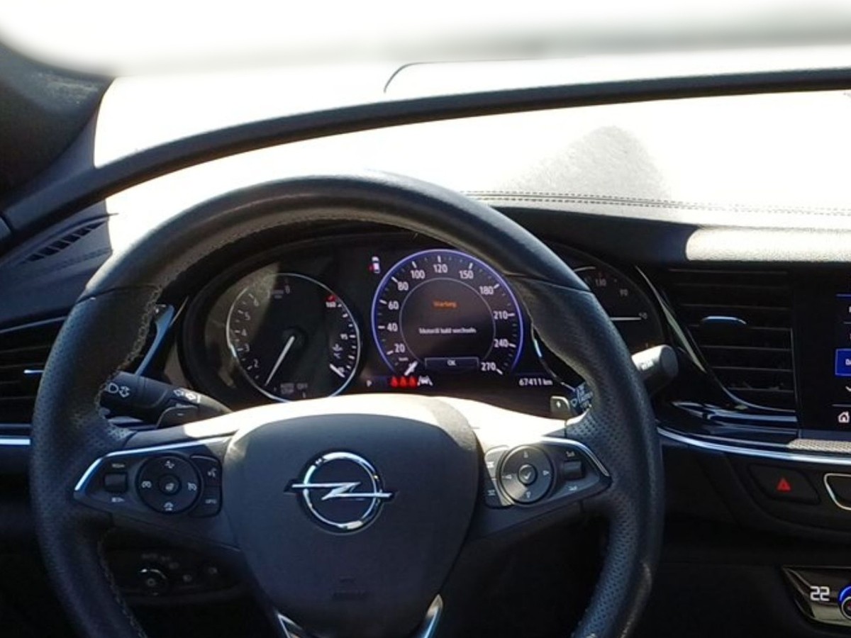 Opel Insignia 2.0 Turbo Ultimate AHK Memory Massage Kamera App