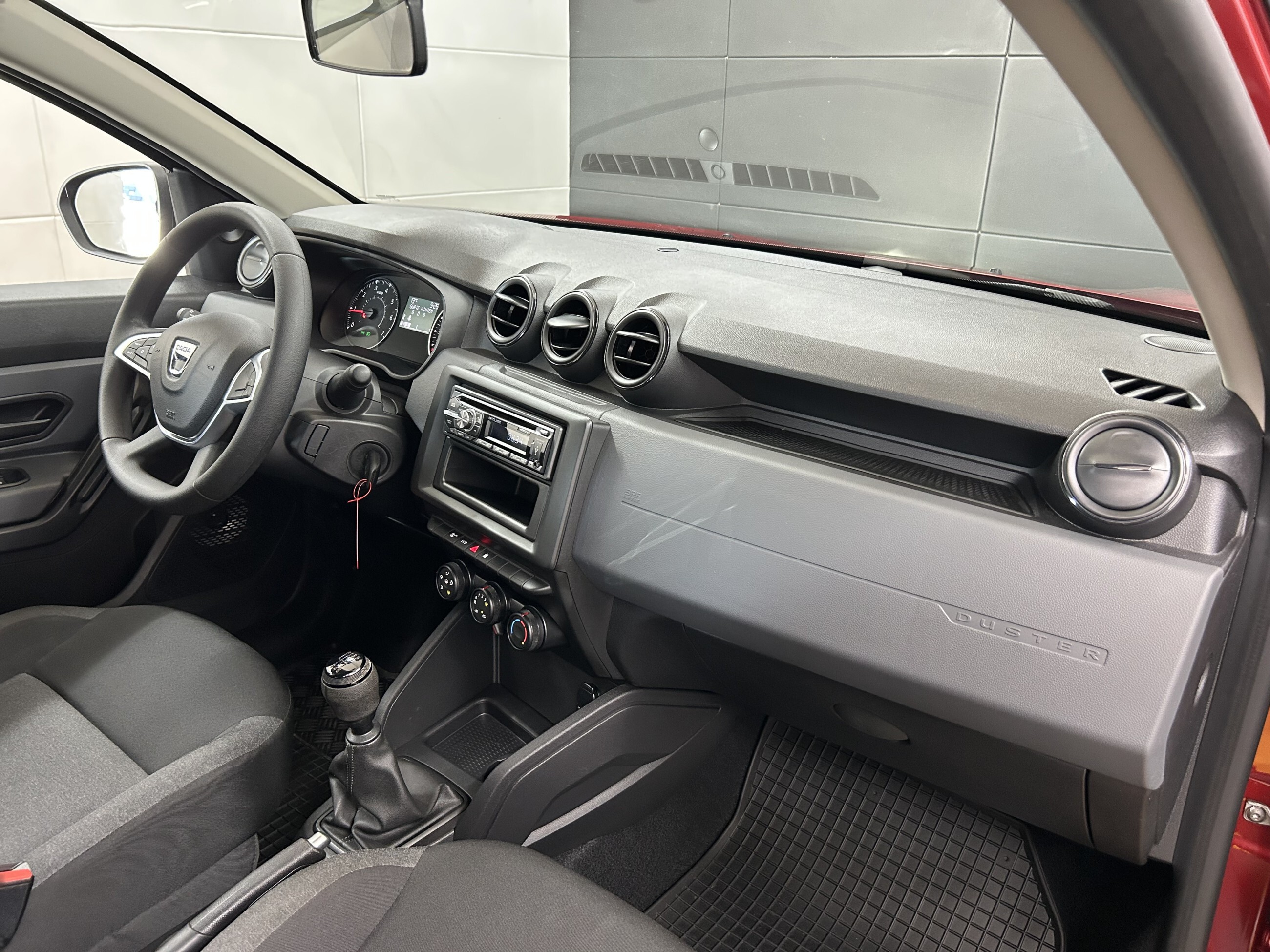 Dacia Duster Access+LED+Allwetter+Multi+BT+FSE+CD