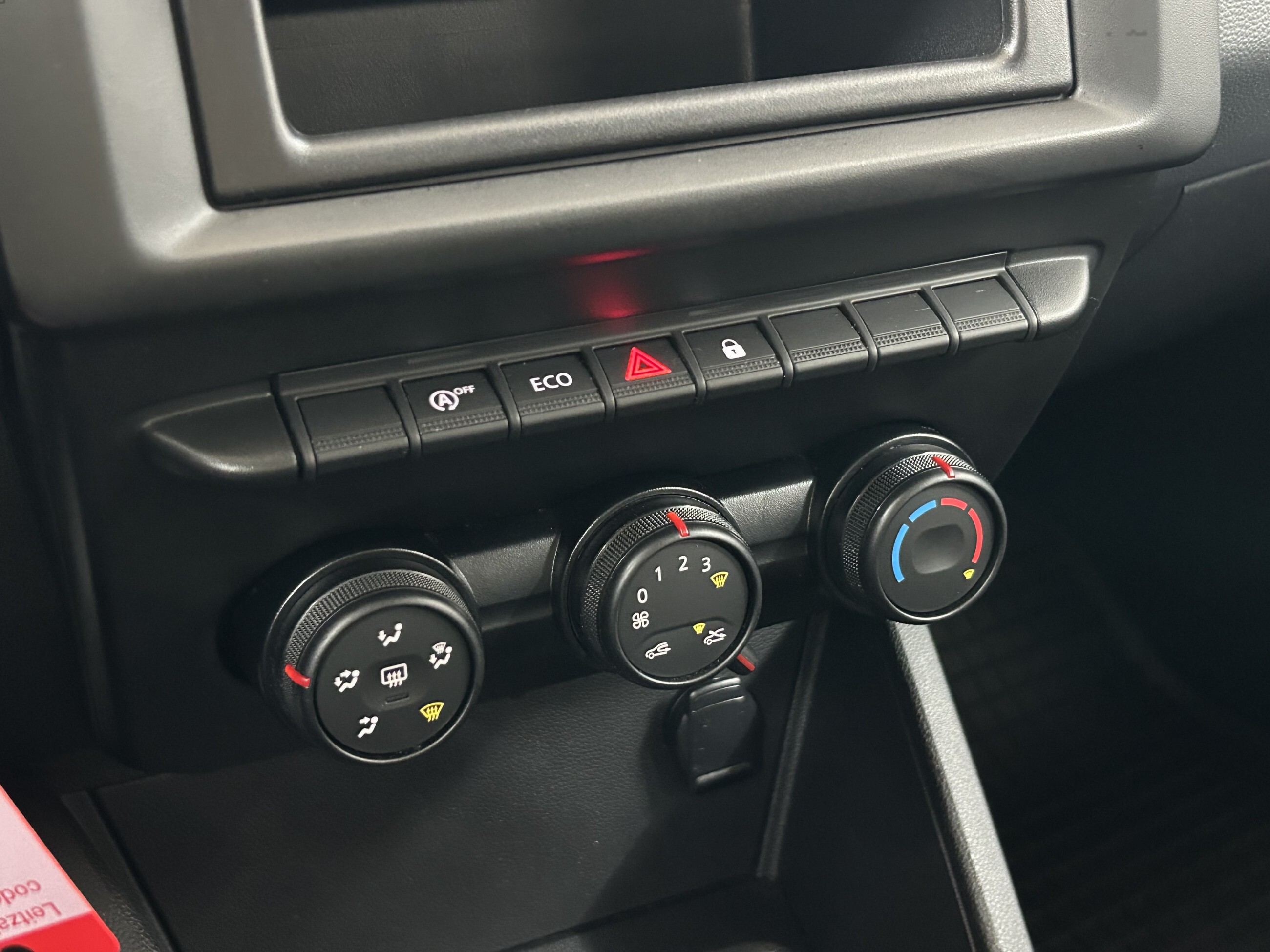Dacia Duster Access+LED+Allwetter+Multi+BT+FSE+CD