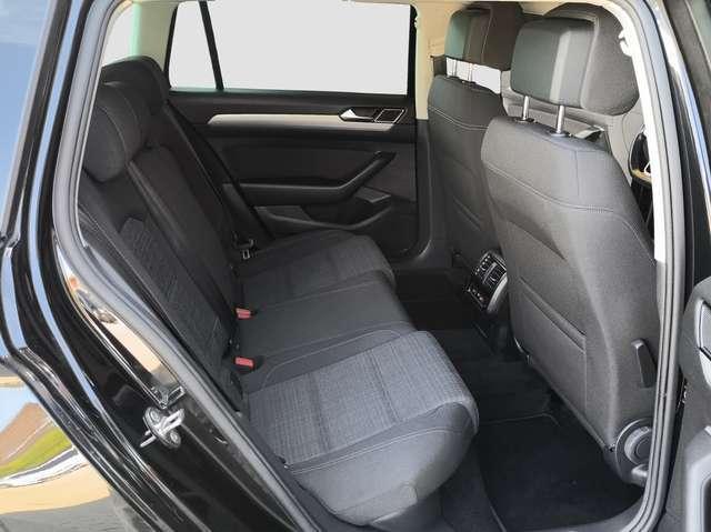 Volkswagen Passat Variant 2.0 TDI DSG Business AHK NAVI LED