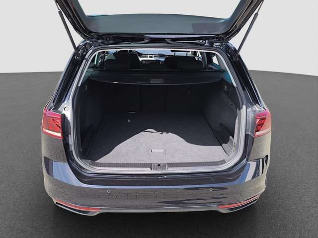 Volkswagen Passat Variant 2.0 TDI DSG Business AHK NAVI LED