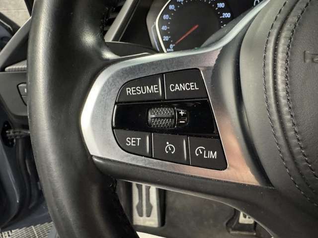BMW 120 d xDrive M Sport Shadow-Line Aut*Navi*LED*ACC