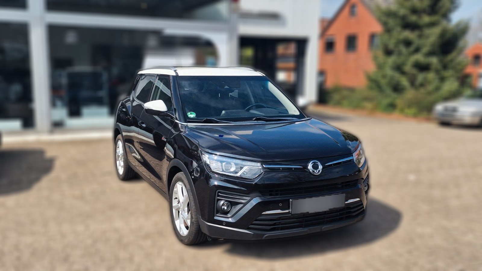 Ssangyong Tivoli 1,5 l Benziner  FIZZ AHK KAMERA S/W RÄDER