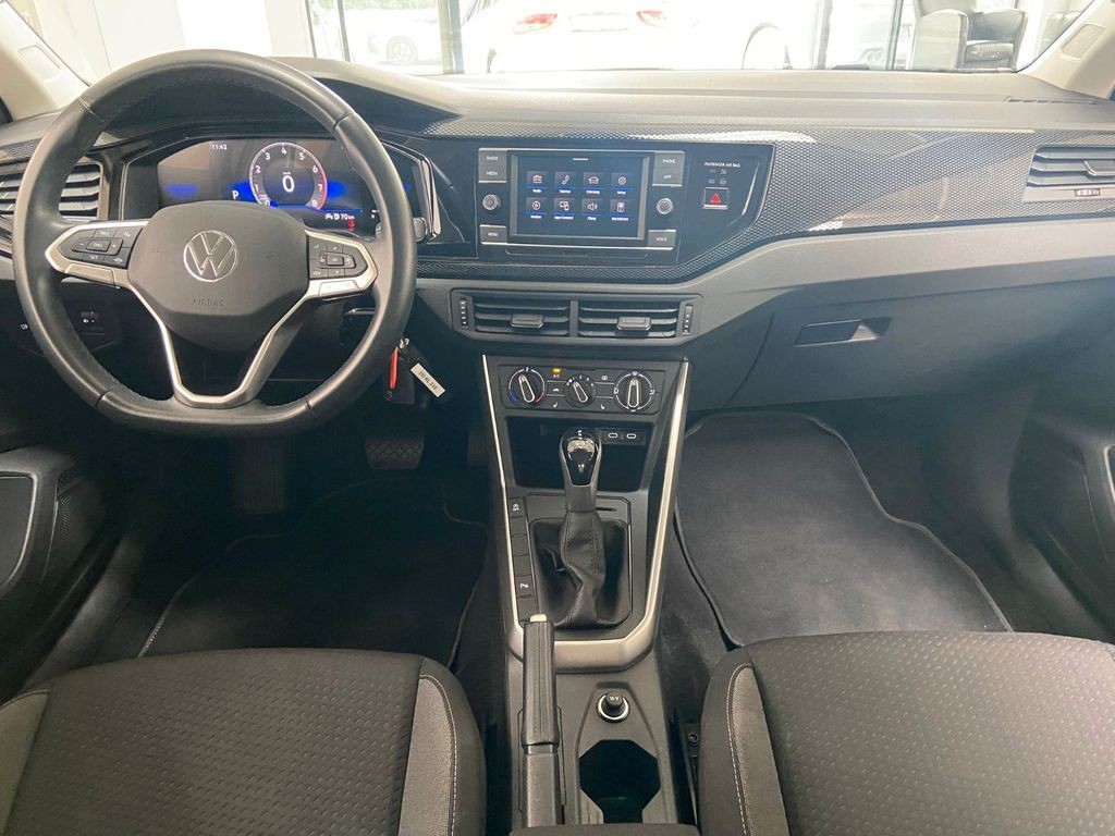 Volkswagen Polo VI 1.0 TSI Life DSG Klimaanlage SHZ LED