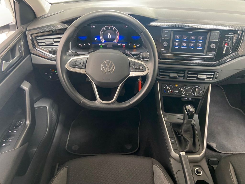 Volkswagen Polo VI 1.0 TSI Life DSG Klimaanlage SHZ LED