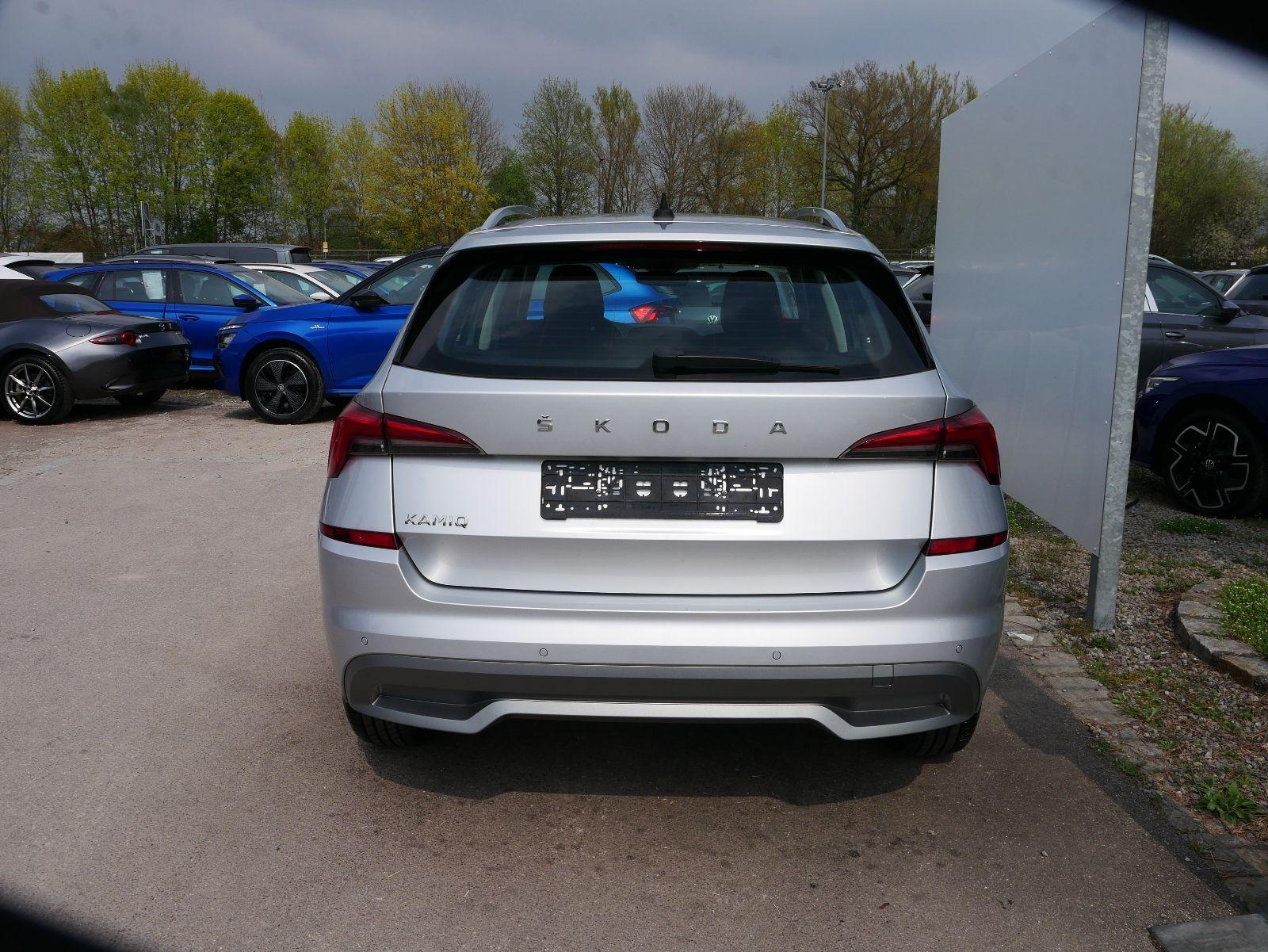 Skoda Kamiq 1.0 TSI STYLE * WINTERPAKET * VOLL-LED * NAVI * PARKTRONIC * KLIMAAUTOMATI