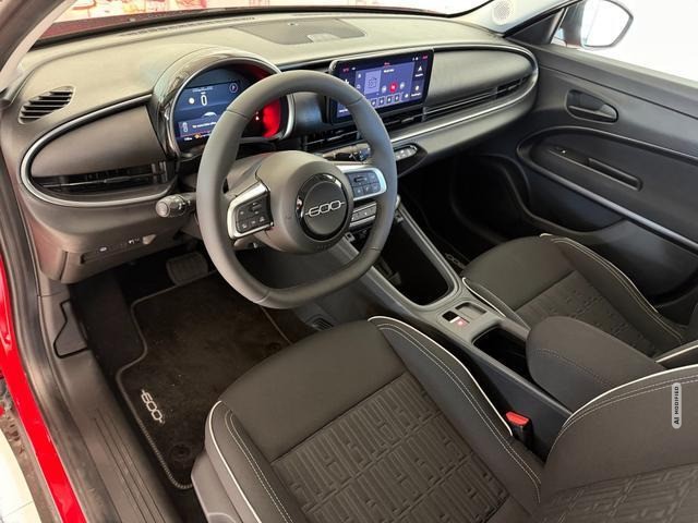 Fiat 600 Speciale Hybrid 1.2 T3 81 kW (110 PS) DCT Winter-Paket, Klimaautomatik, Radi