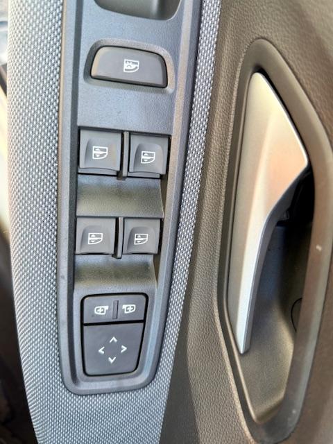 Dacia Sandero III 1.0 TCe 110 Stepway - Sitzhzg - R.Kam + PDC 