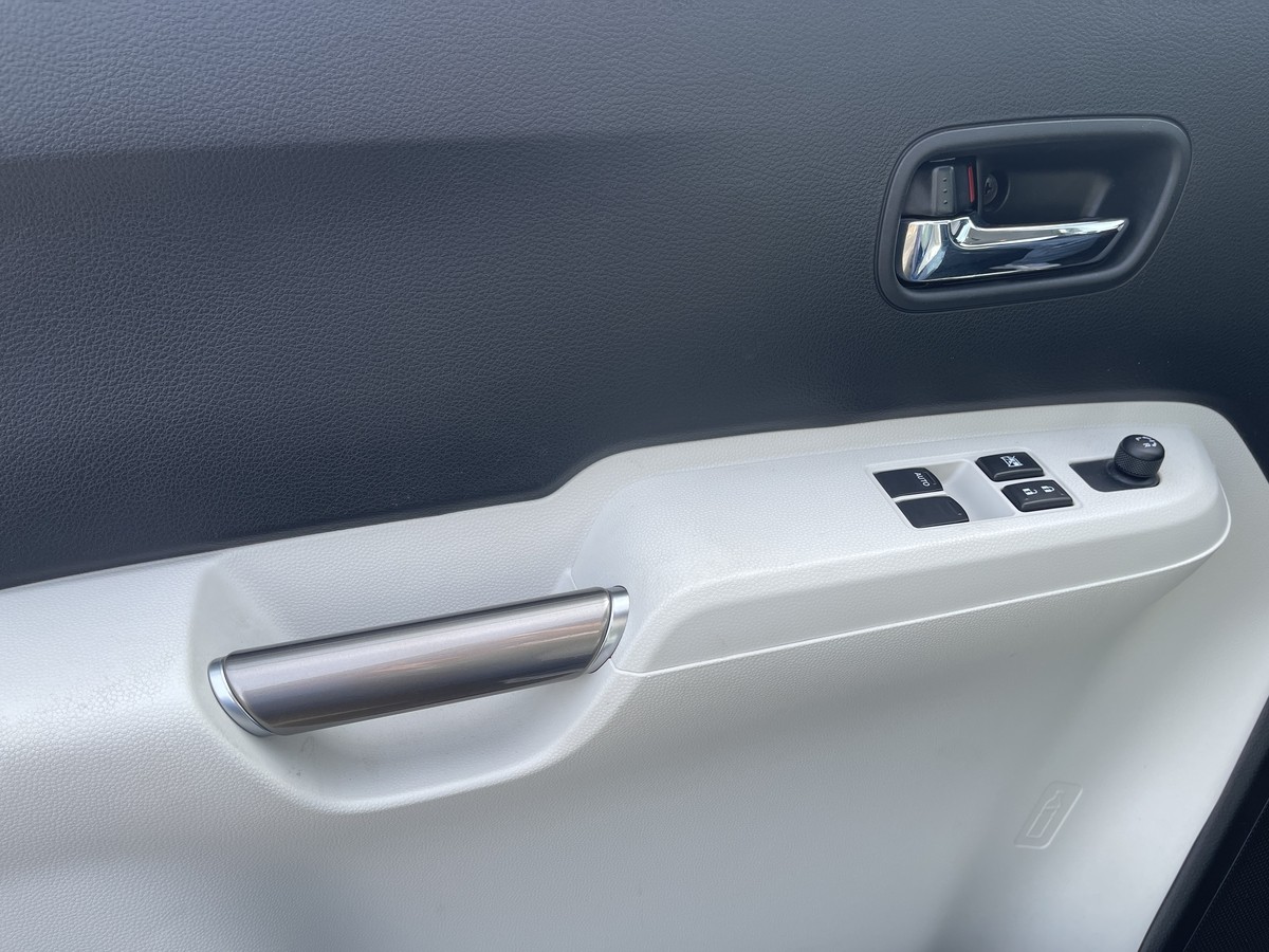 Suzuki Ignis Comfort Rückfahrkamera GJ Reifen neu