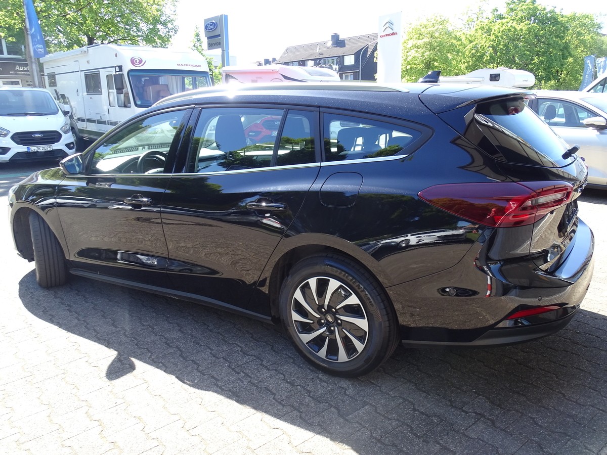 Ford Focus 1.5 EcoBlue Turnier Titanium Automatik