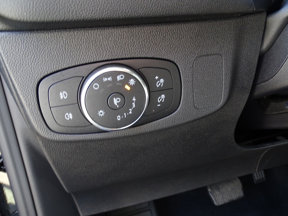 Ford Focus 1.5 EcoBlue Turnier Titanium Automatik