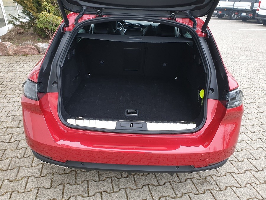Peugeot 508 SW BlueHDi 130 EAT8 Allure Pack Automatik Tageszulassung