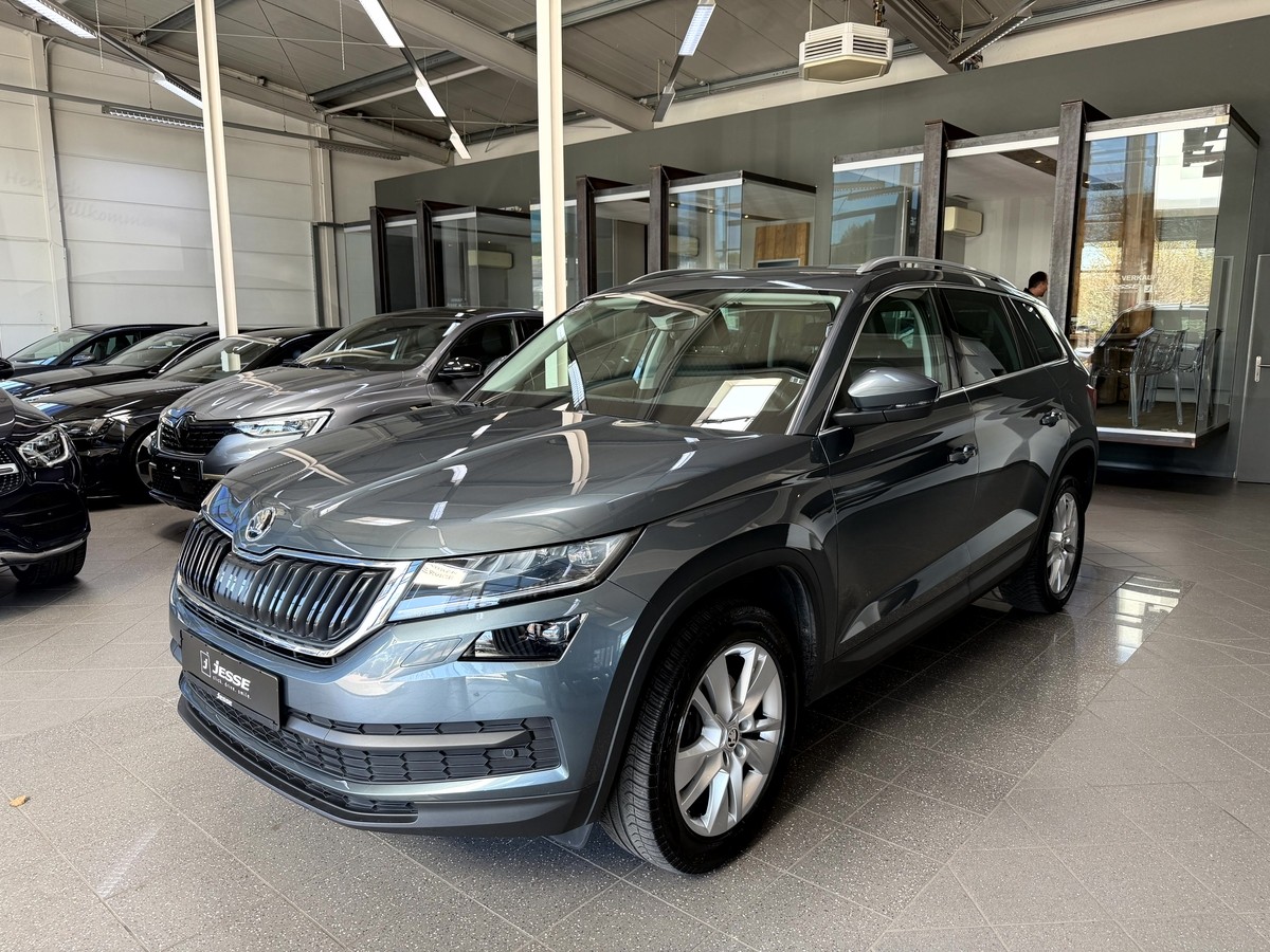 Skoda Kodiaq 2.0 TDI Style LED Keyless CarPlay PDC AHK 