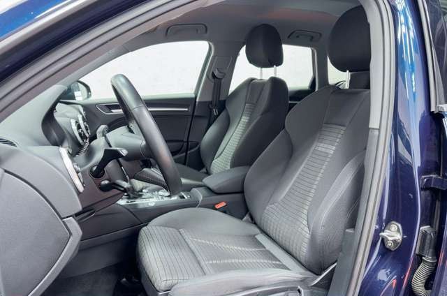 Audi A3 Sportback 40 e-tron*S-TR*LED*NAV*VC*SZH*