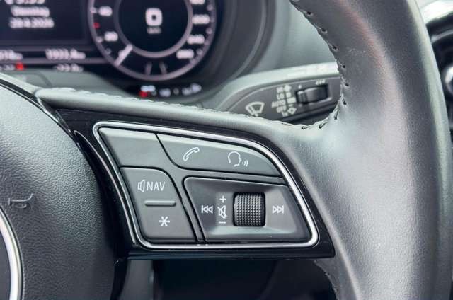 Audi A3 Sportback 40 e-tron*S-TR*LED*NAV*VC*SZH*