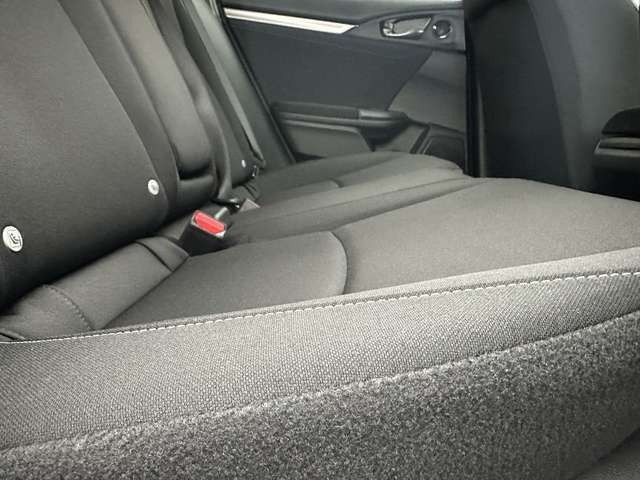 Honda Civic 1.0 Elegance 